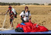 Skydiving Competition Held in Iran