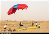Skydiving Competition Held in Iran