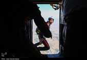 Skydiving Competition Held in Iran