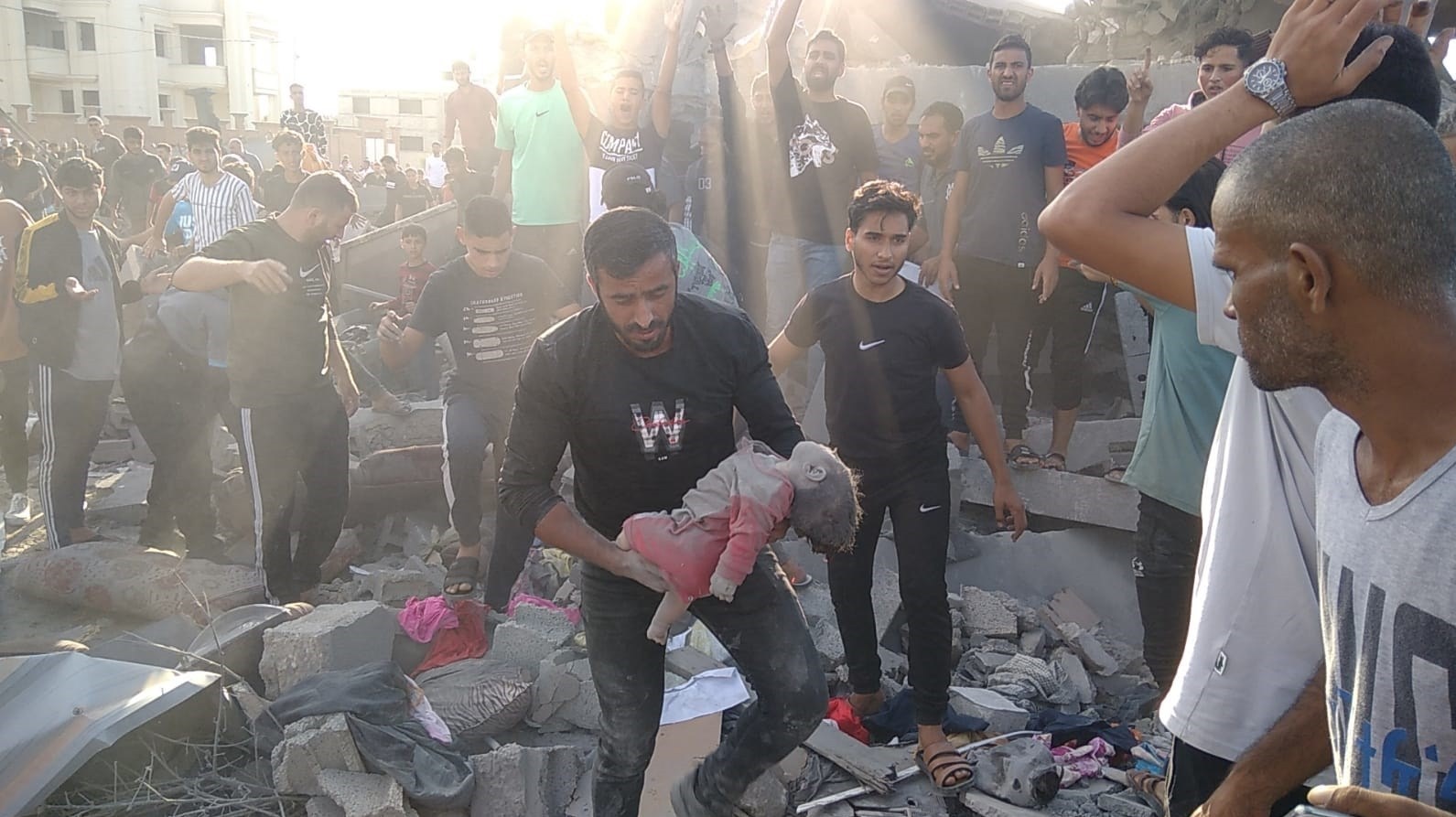 لجنة تقصي الحقائق: "إسرائيل" ارتكبت إبادة جماعية بحق الفلسطينيين في غزة