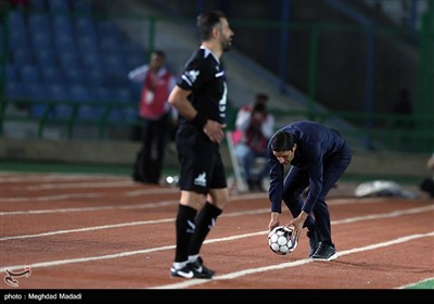 دیدار تیم‌های فوتبال پرسپولیس و فولاد