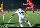دیدار تیم‌های فوتبال  پرسپولیس و فولاد