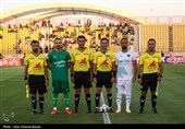 دیدار تیم های فوتبال شمس آذر و پیکان