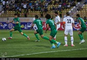 دیدار تیم های فوتبال شمس آذر و پیکان
