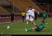 دیدار تیم های فوتبال شمس آذر و پیکان