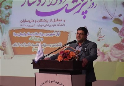توسعه خدمات بهداشتی و رفع مشکلات معیشتی جامعه پزشکی از اولویت‌های دولت است