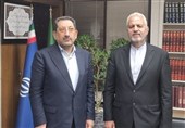 وفد إیرانی برئاسة وزیر الصناعة یزور أفغانستان