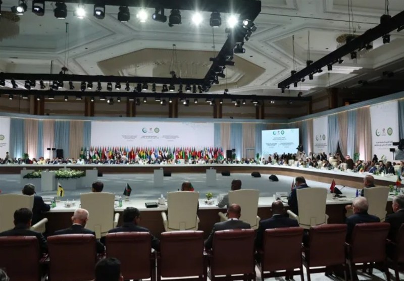 بيان قمة الدوحة يدين الهجوم على قطر ويجدد دعم جهودها في الوساطة