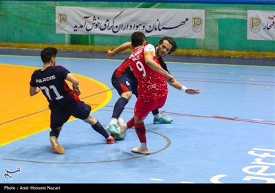 دیدار تیمهای فوتسال پردیس قزوین و بهشتی سازه گرگان