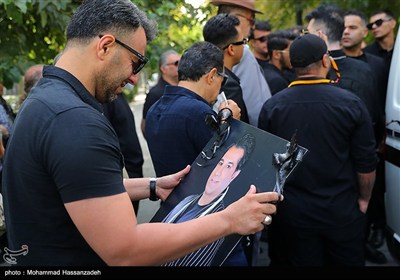 تشییع پیکر امید جهان