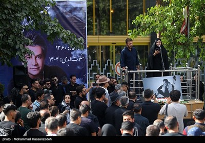 تشییع پیکر امید جهان