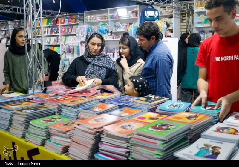 نمایشگاه پاییزه و لوازم‌التحریر در چهارمحال و بختیاری آغاز به‌کار کرد