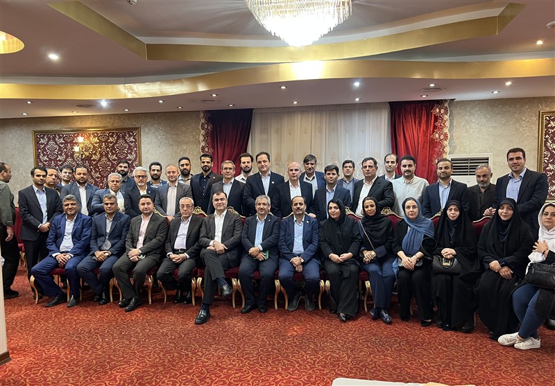 تأکید مدیرعامل بیمه البرز بر نوآوری در بازاریابی و عبور از رویکردهای سنتی فروش