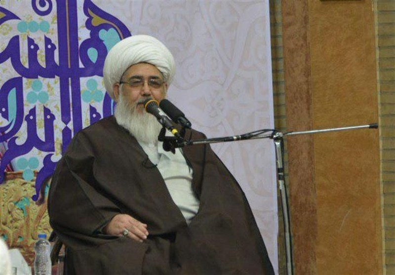 چرایی محبوبیت رهبر انقلاب از زبان آیت الله سیستانی