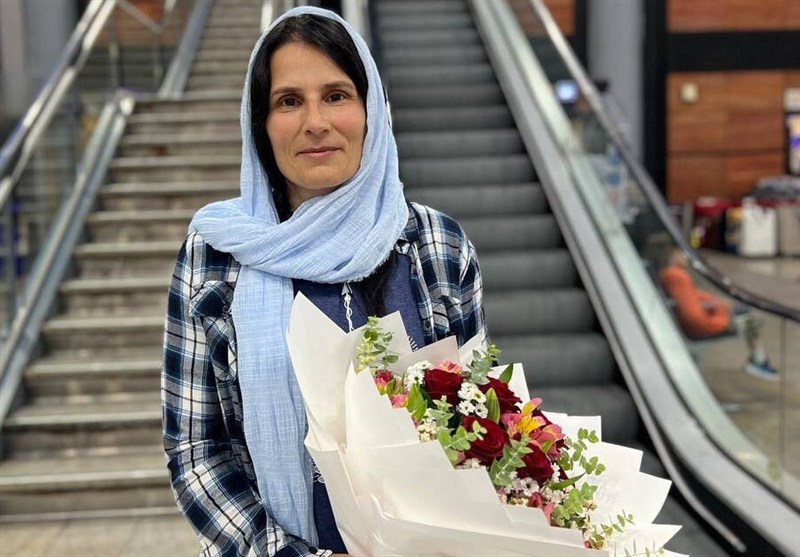 Iran’s Women’s Handball Team Portuguese Coach Seabra Arrives in Tehran