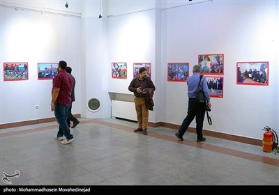 معرض صور &quot;12 یوماً من إیران&quot; بالعاصمة طهران.
