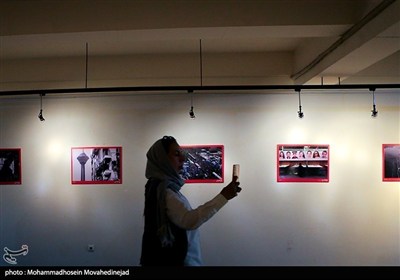معرض صور &quot;12 یوماً من إیران&quot; بالعاصمة طهران.
