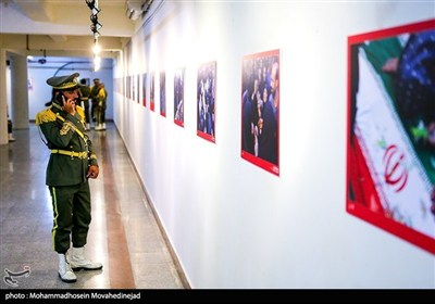 معرض صور &quot;12 یوماً من إیران&quot; بالعاصمة طهران.