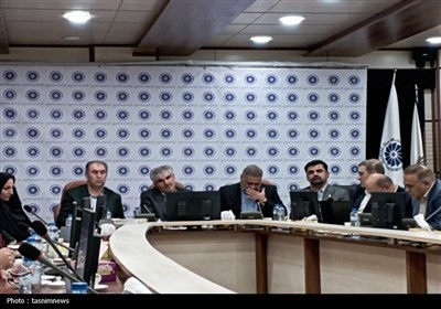 دانشگاه،كاربردي،همكاري،جامع،دنبال،علمي،ارائه،بازار،ايجاد،رئيس