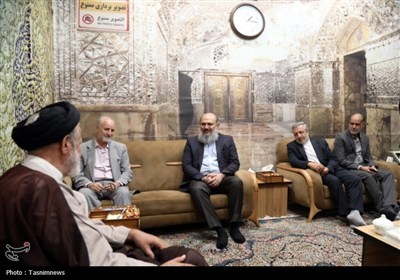 تشرف وزیر تجارت و بازرگانی پاکستان به حرم حضرت معصومه(س)