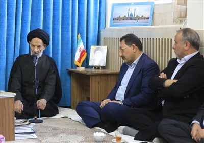 آیت‌الله عبادی: مدیران مراقب نفوذ دشمن در سنگر مدیریتی باشند
