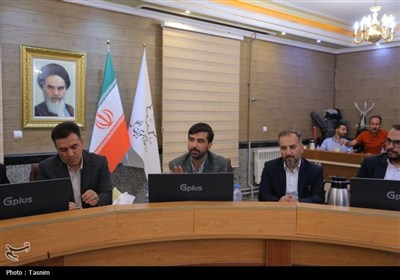 دیدار خبرنگاران خارجی در رویداد رسانه‌ای &#171;ایران‌پلاس&#187; با استاندار آذربایجان‌شرقی