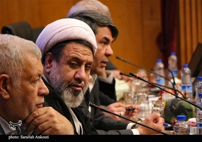 دیدار پیشکسوتان دفاع مقدس استان کرمان با استاندار
