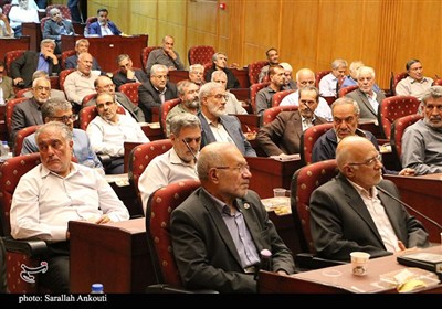دیدار پیشکسوتان دفاع مقدس استان کرمان با استاندار