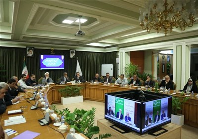 شعار «ایران فقط تهران نیست» باید در حوزه سینما محقق شود