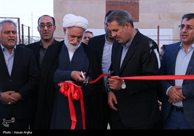 کلنگ زنی و افتتاح چند پروژه عمرانی بنیاد مسکن