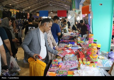نمایشگاه بازگشایی مدارس در کرمانشاه