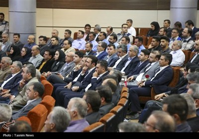 تجلیل از صادرکنندگان برتر استان چهارمحال و بختیاری
