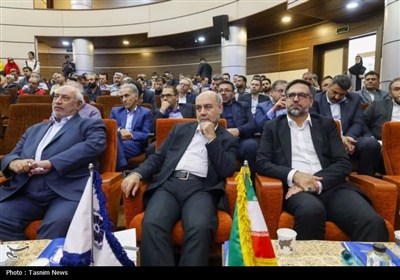 تجلیل از صادرکنندگان برتر استان چهارمحال و بختیاری