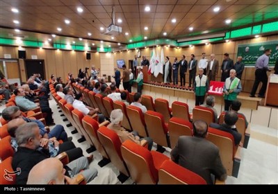 تجلیل از خادمان و رانندگان عتبات عالیات در زنجان