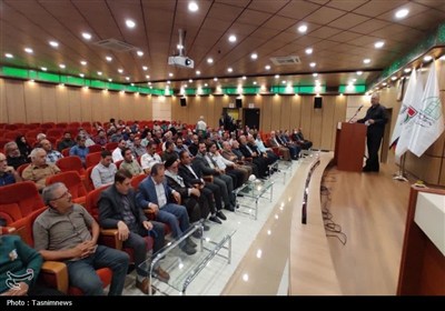 تجلیل از خادمان و رانندگان عتبات عالیات در زنجان