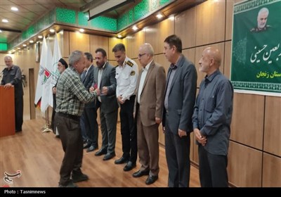 زنجان،زائران،خدمت،رانندگان،عاليات،عتبات،مراسم،اشاره،تسنيم