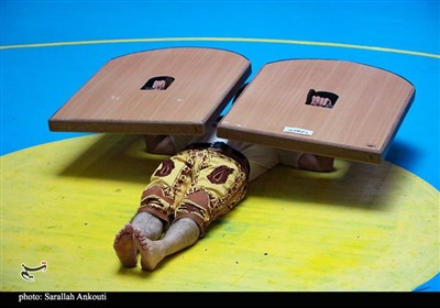 رقابت 60 ورزشکار باستانی کار در رقابت‌های کشوری زورخانه‌ای در کرمان
