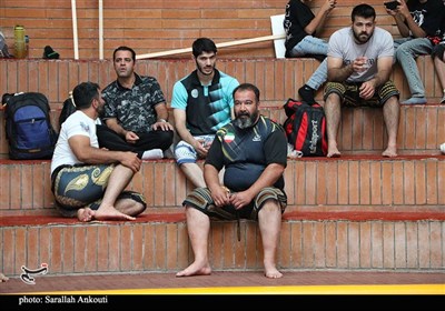 رقابت 60 ورزشکار باستانی کار در رقابت‌های کشوری زورخانه‌ای در کرمان