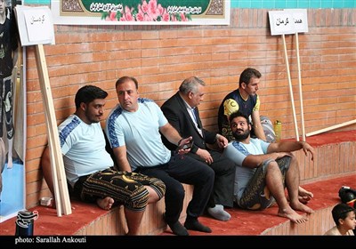 رقابت 60 ورزشکار باستانی کار در رقابت‌های کشوری زورخانه‌ای در کرمان