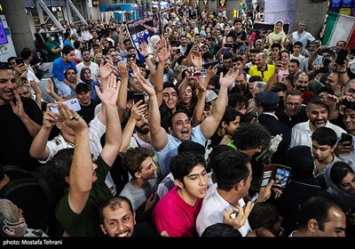 ورود تیم ملی کشتی آزاد به ایران