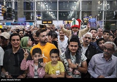 ورود تیم ملی کشتی آزاد به ایران