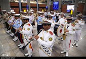 Heroes Return: Iranian Wrestling Champions Greeted by Throngs at Tehran Airport