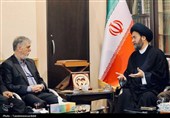 وزیر فرهنگ و ارشاد اسلامی با آیت‌الله عاملی دیدار کرد