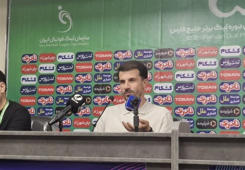 حدادیفر: نبود VAR به ذوب آهن لطمه زد / چرا بازی را به داور کمتجربه سپردند؟