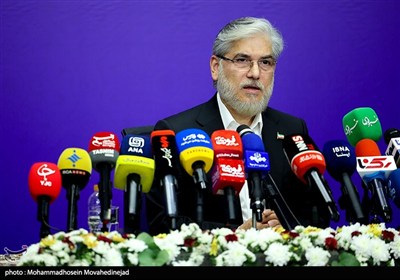 نشست خبری وزیر علوم ، تحقیقات و فناوری
