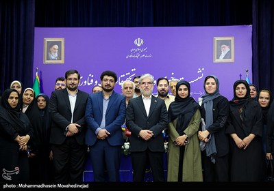 نشست خبری وزیر علوم ، تحقیقات و فناوری