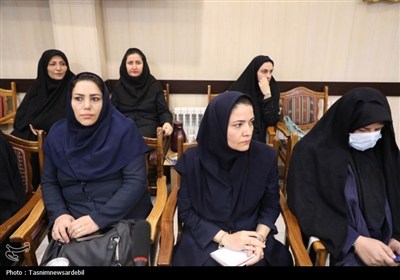 هم‌اندیشی استاندار اردبیل با نخبگان و ایثارگران برای ترسیم نقشه توسعه استان
