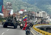 Venezuela Askerî Personeli Halkı Savunmak İçin Sokaklara Çıktı