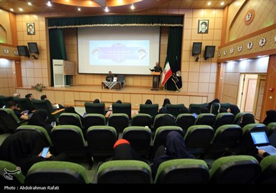 نشست خبری مدیرکل حفظ آثار و نشر ارزشهای دفاع مقدس همدان