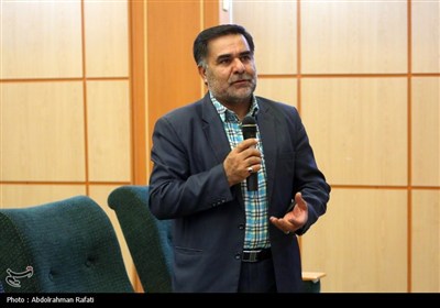 نشست خبری مدیرکل حفظ آثار و نشر ارزشهای دفاع مقدس همدان